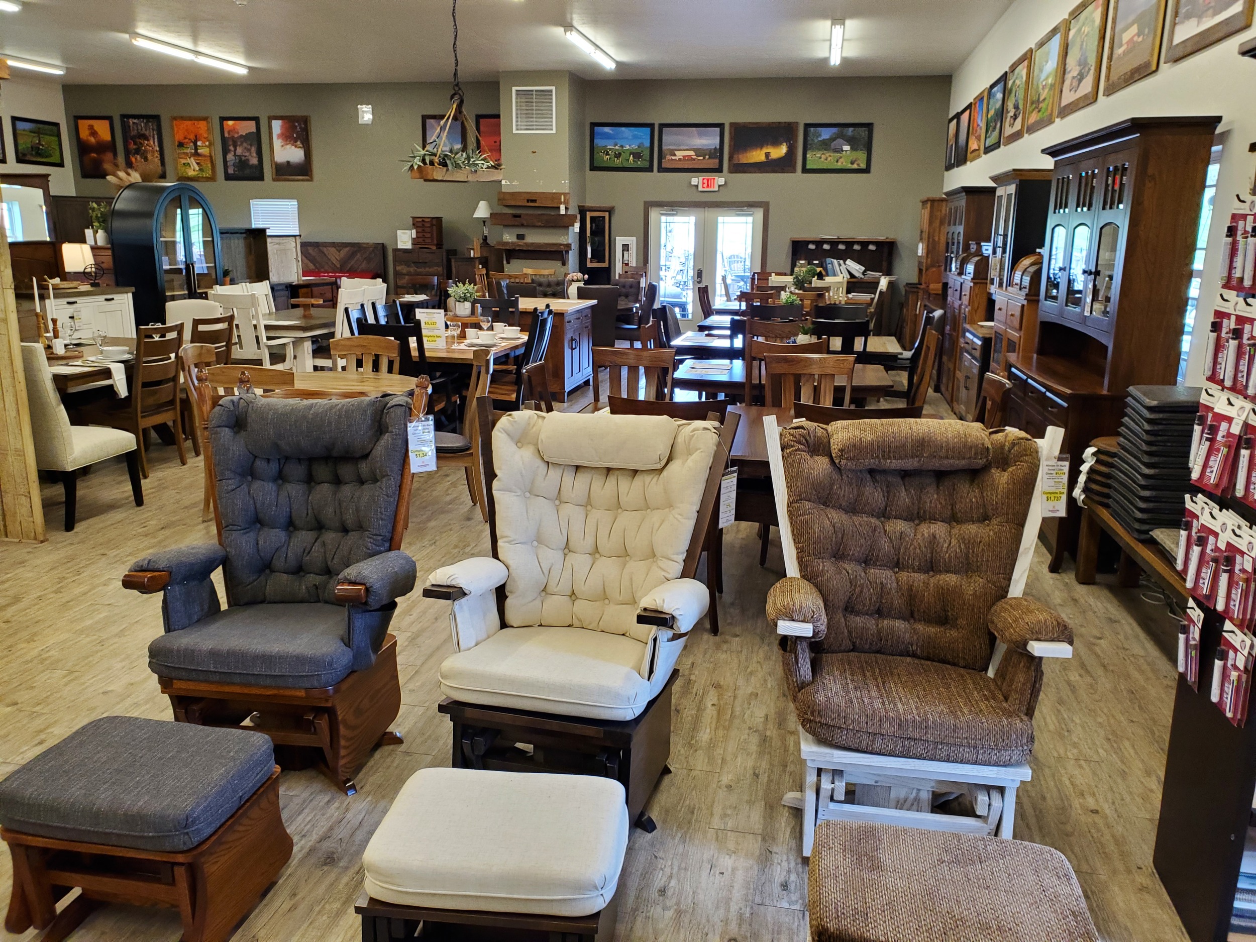 Scenic Hills Furniture LLC in Sugarcreek, Ohio
